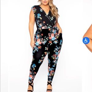 💚(Deal in description) Curvy Sense one piece Jumpsuit in MAROON - used size 1X